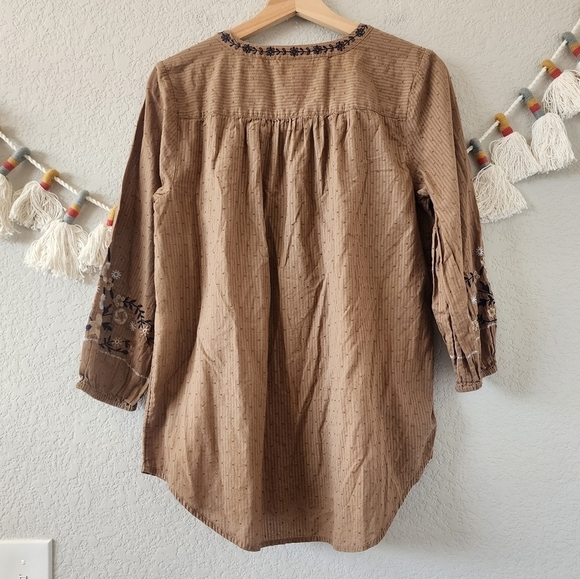 J. Jill Floral Embroidered Button Up Half Sleeve Brown Top Boho Modest Prairie S - Picture 2 of 11